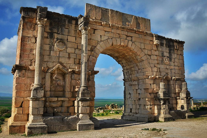 day tour from fes to volubilis